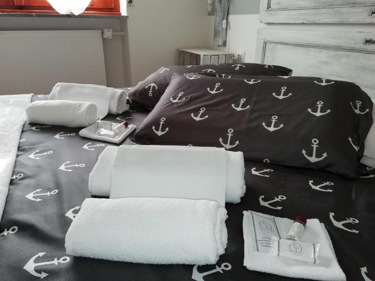Bed and Breakfast Good Morning Shopping Serravalle Scrivia Exterior foto